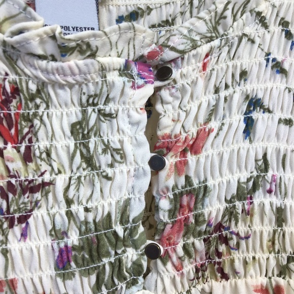 Cottage Core floral boho blouse Paraphrase gathers and long sleeves ruffle cuffs - Picture 5 of 11